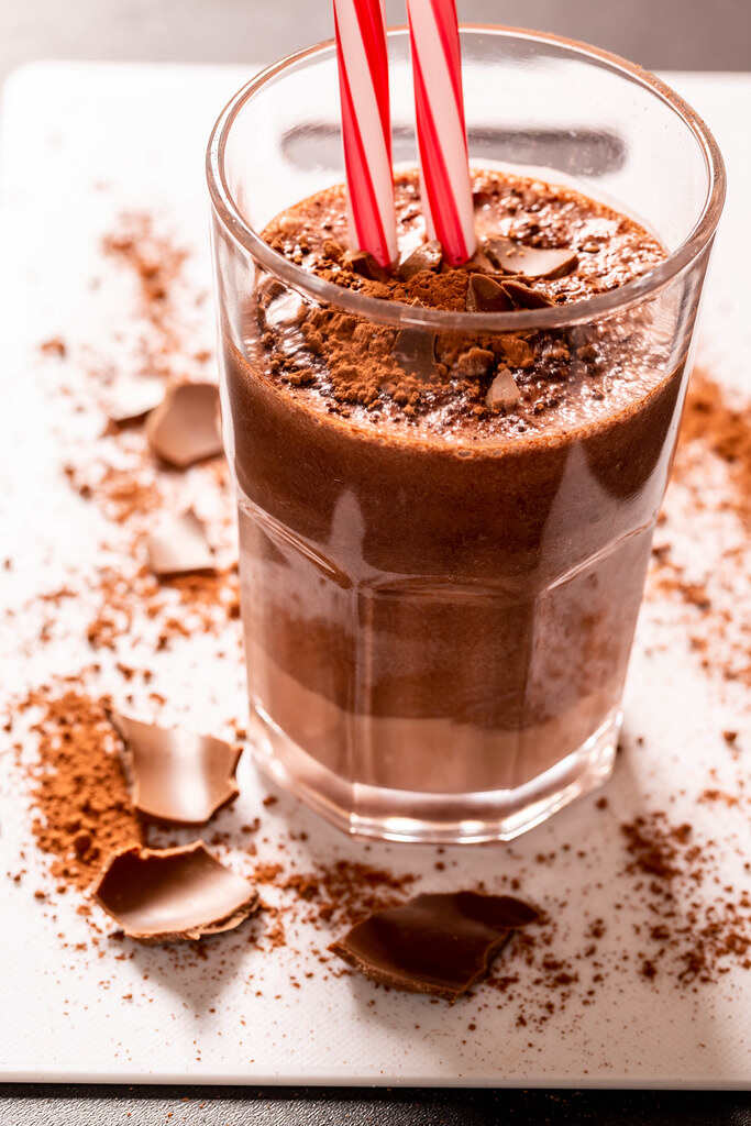 How-To-Make-Chocolate-Milkshake-Without-Ice-Cream