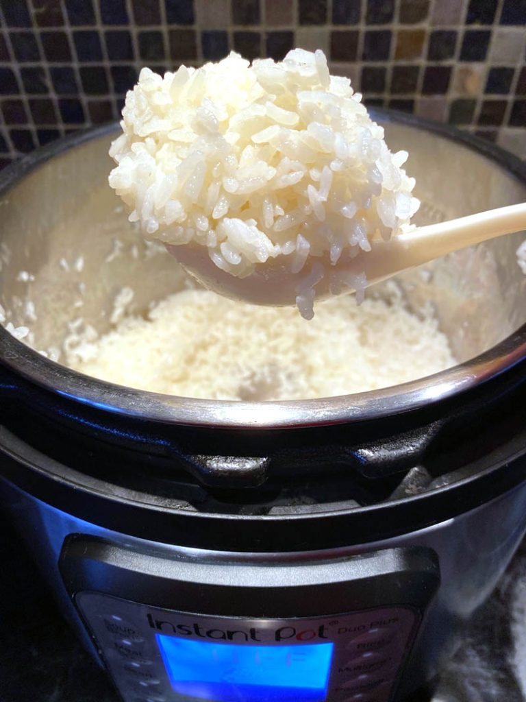 Cooking-Sushi-Rice-In-Rice-Cooker