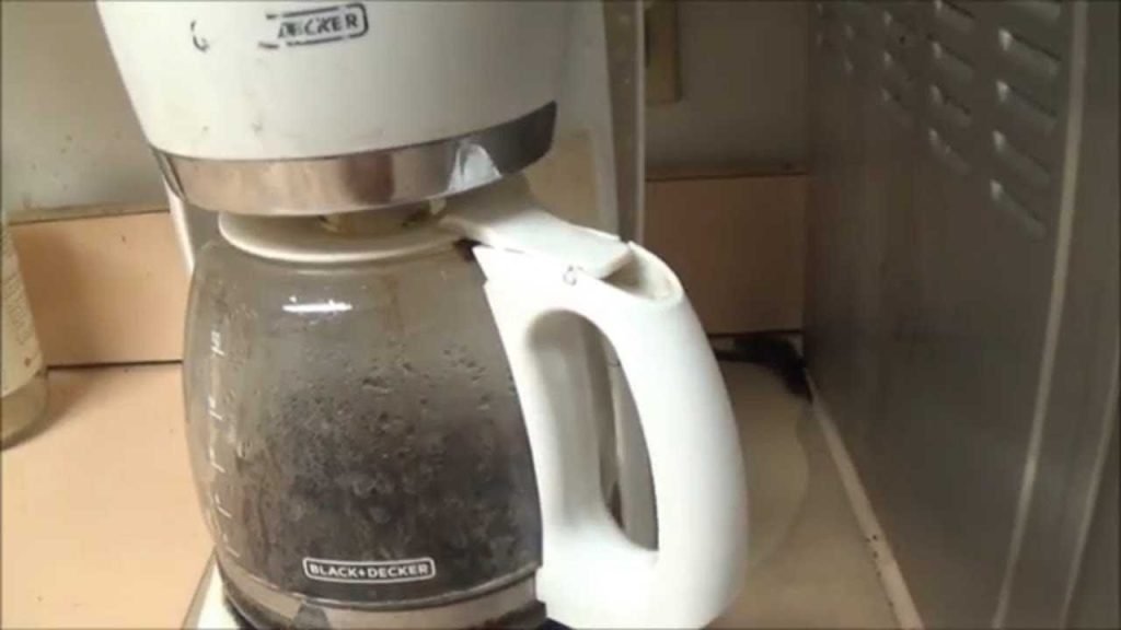 Fixing A Leaking Coffee Maker From The Bottom: Simple Solutions