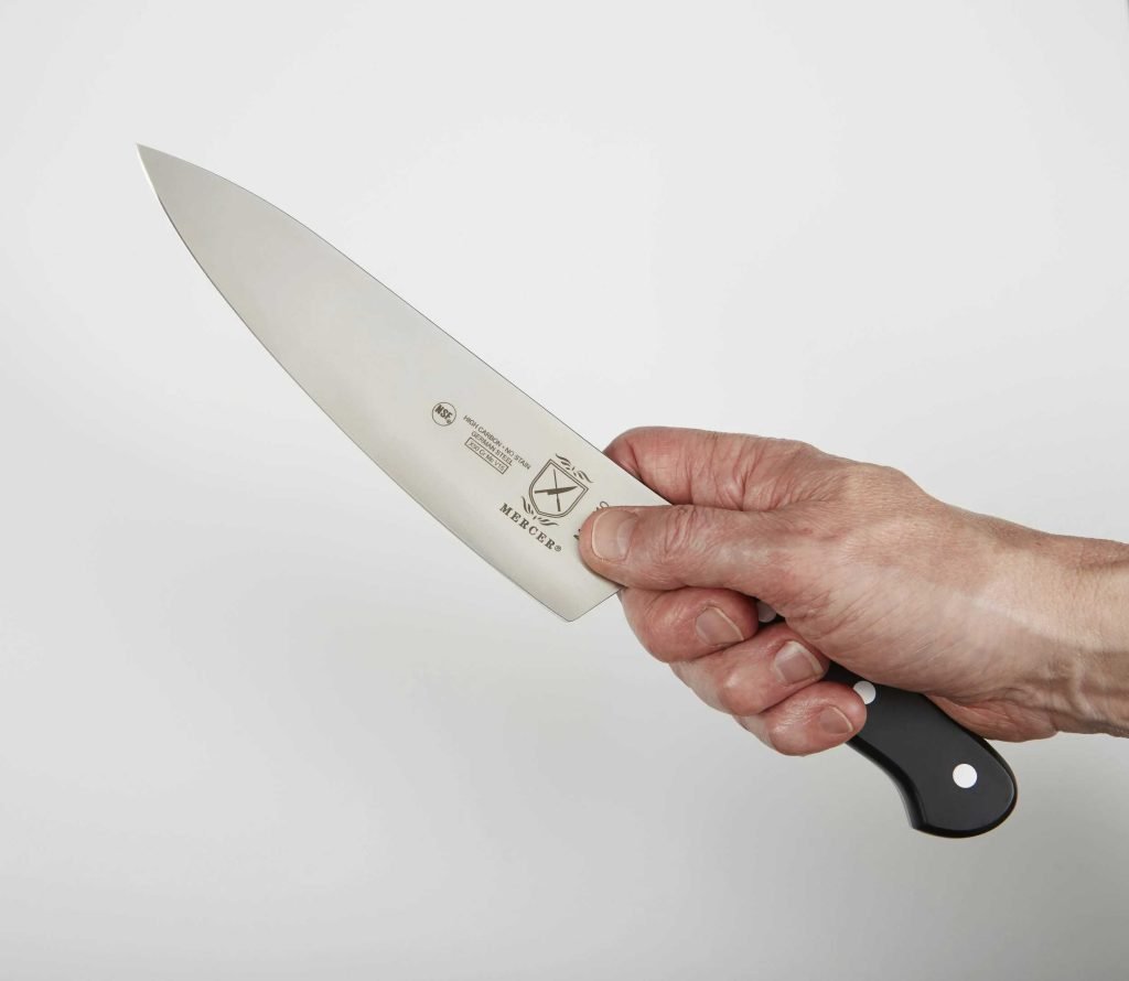 How To Hold Kitchen Knife Effectively For Safe Cooking