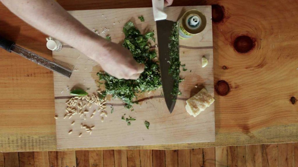 How To Make Pesto Sauce Without A Food Processor