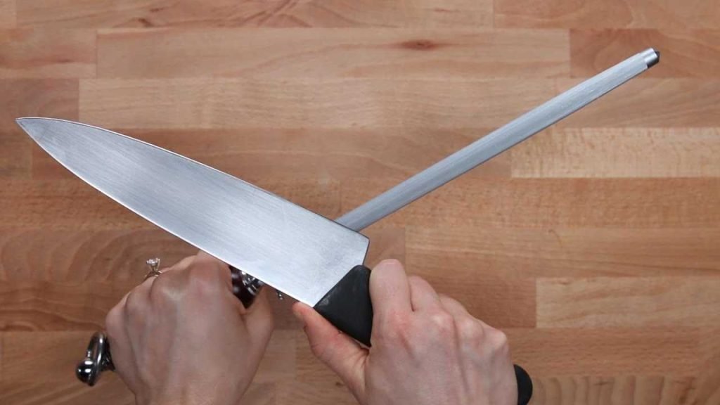 How To Sharpen Kitchen Knife: Simple Tips For A Sharp Blade